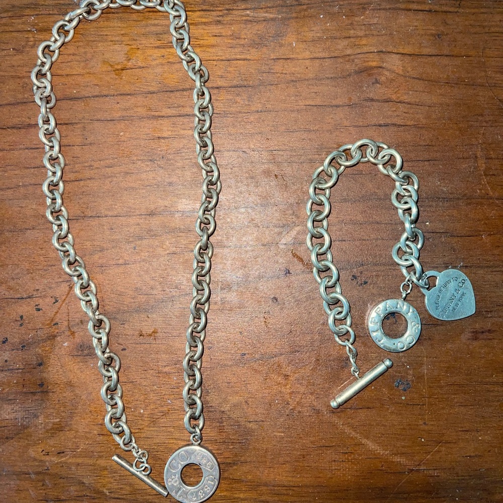 TIFFANY TOGGLE BRACELET AND NECKLACE